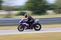 bike-gsxr-dainese