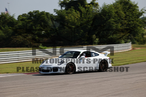 4S9A4407