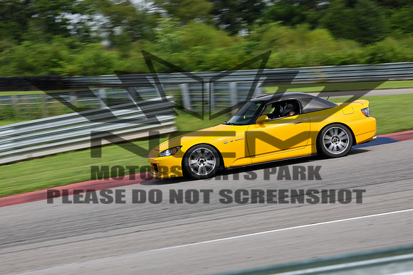 NG8A1968-2
