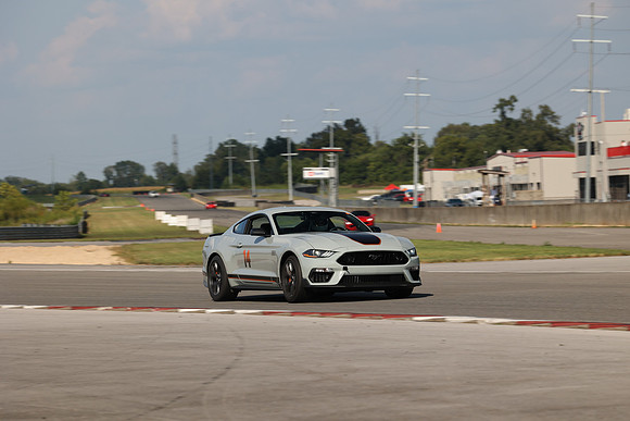 4S9A1252-3